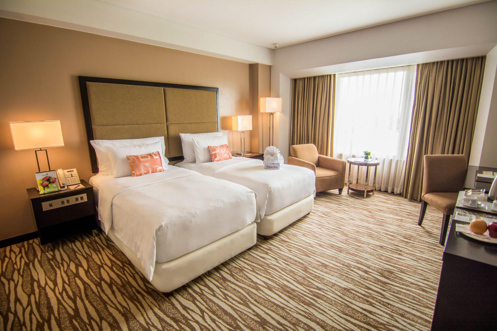 Acacia Hotel Manila Muntinlupa City Экстерьер фото