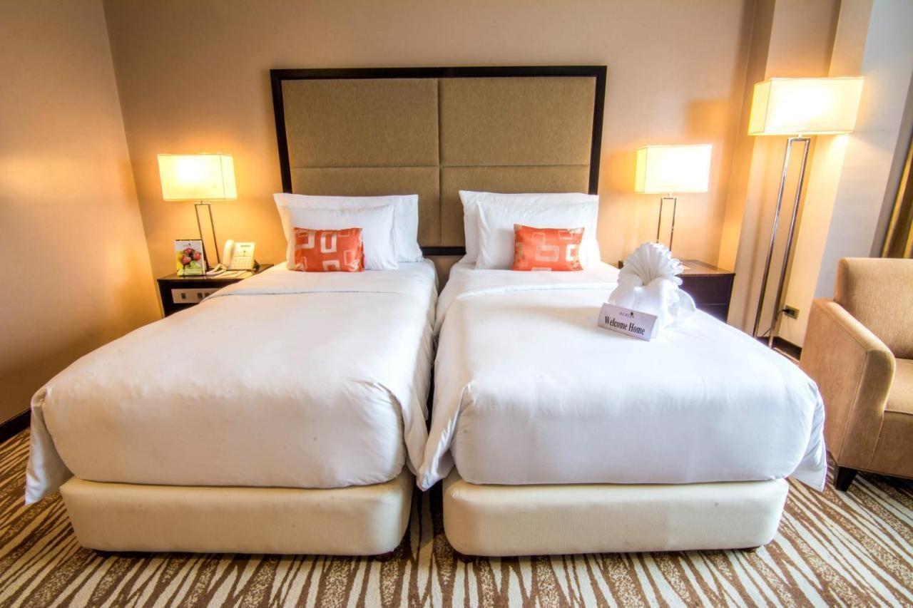 Acacia Hotel Manila Muntinlupa City Экстерьер фото